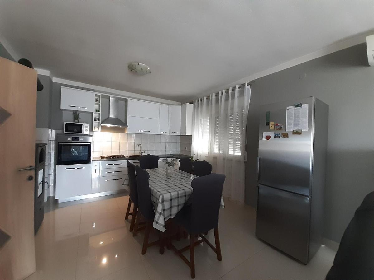 Apartment Gloria 扎达尔 外观 照片