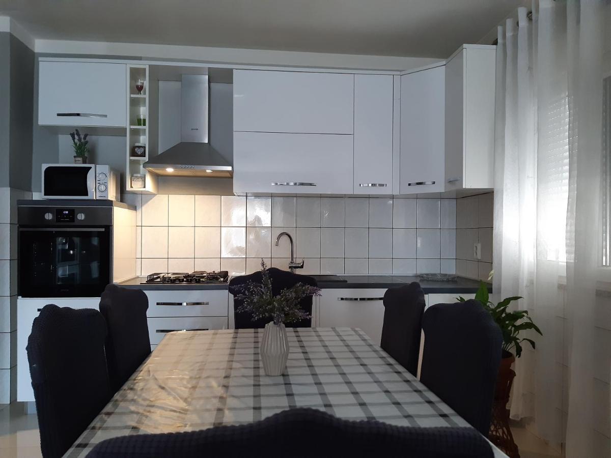 Apartment Gloria 扎达尔 外观 照片